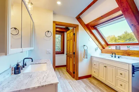 51 Meadow Lane New Gloucester ME 04260