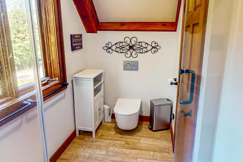 51 Meadow Lane New Gloucester ME 04260