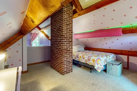 51 Meadow Lane New Gloucester ME 04260