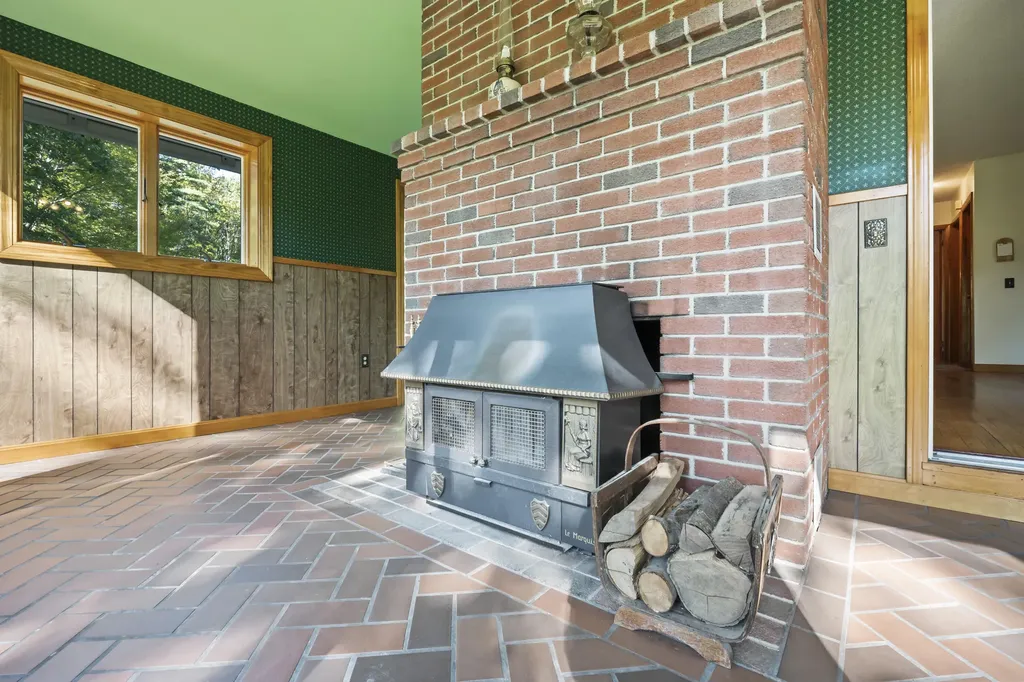 752 Hallowell Road Pownal ME 04069