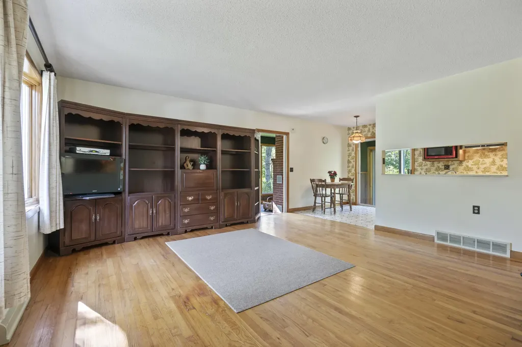 752 Hallowell Road Pownal ME 04069