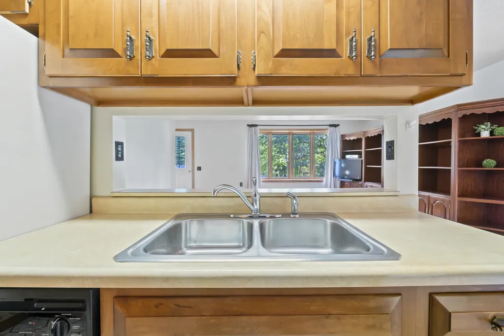 752 Hallowell Road Pownal ME 04069