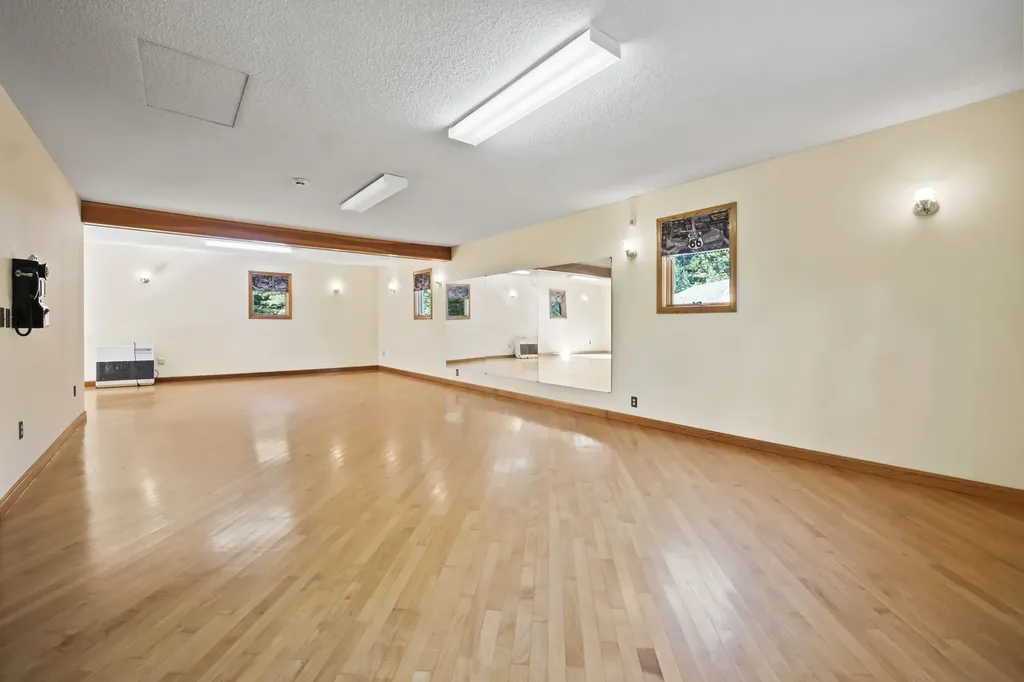 752 Hallowell Road Pownal ME 04069