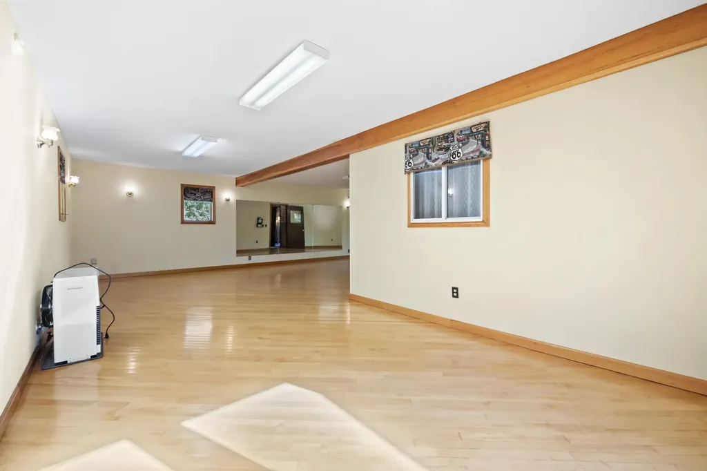 752 Hallowell Road Pownal ME 04069