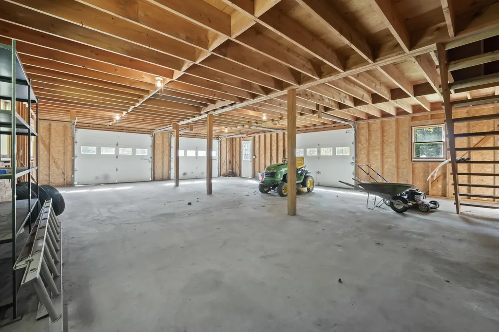 752 Hallowell Road Pownal ME 04069