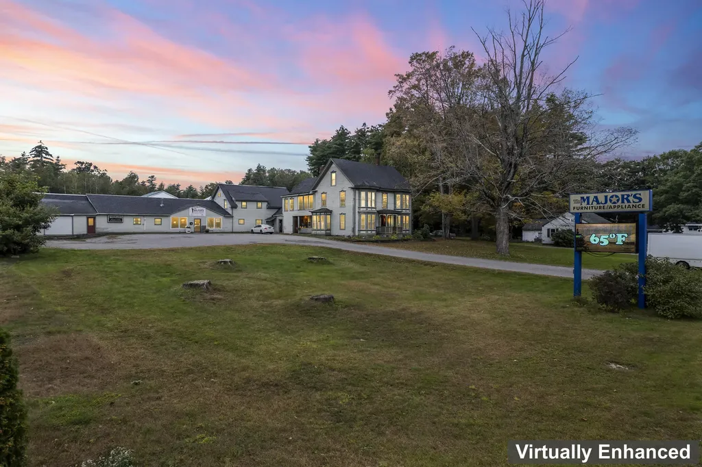 680 Maine Avenue Farmingdale ME 04344