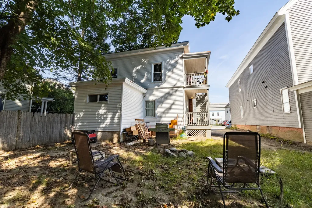 222 Summer Street Auburn ME 04210