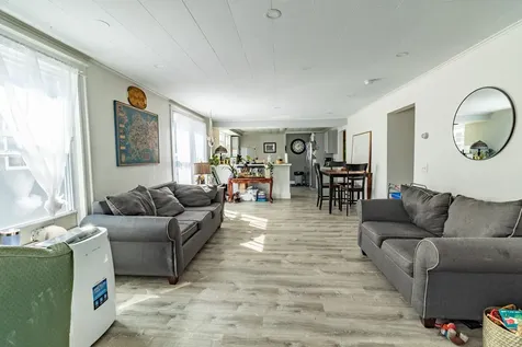 222 Summer Street Auburn ME 04210