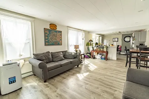 222 Summer Street Auburn ME 04210