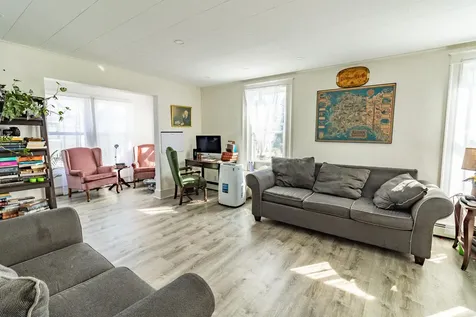 222 Summer Street Auburn ME 04210