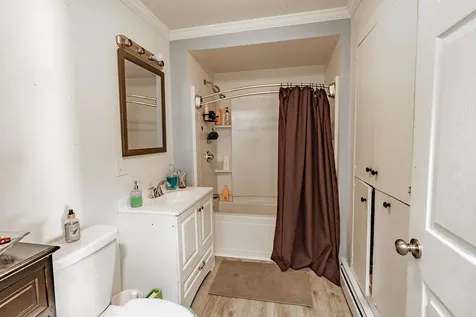 222 Summer Street Auburn ME 04210