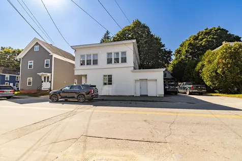 222 Summer Street Auburn ME 04210