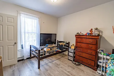 222 Summer Street Auburn ME 04210