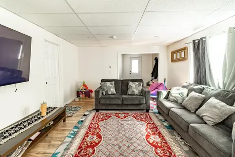 222 Summer Street Auburn ME 04210