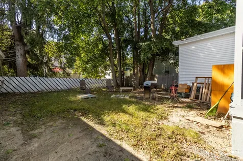 222 Summer Street Auburn ME 04210
