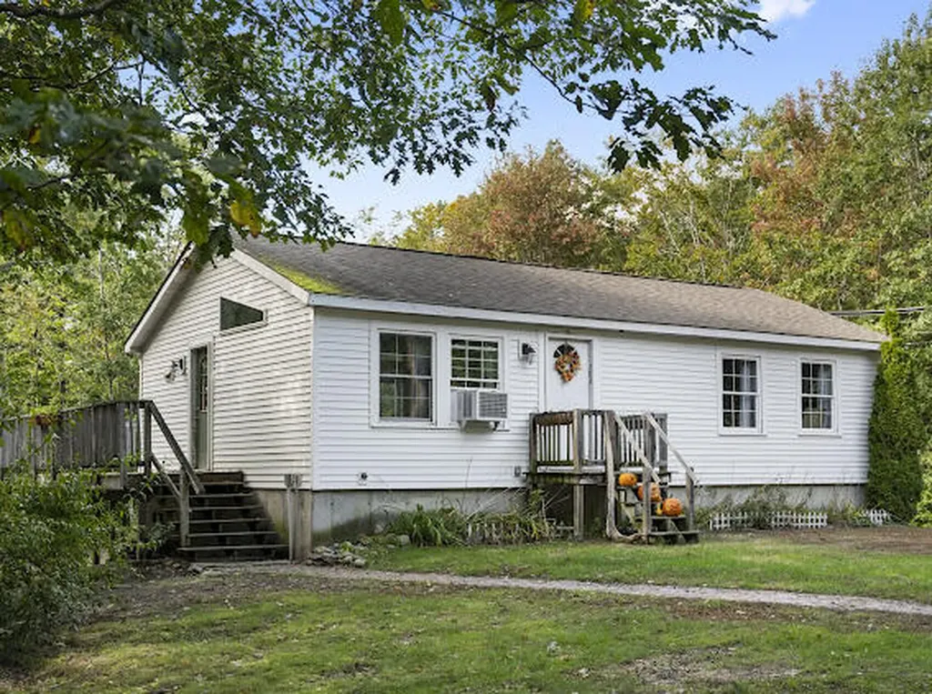 34 High Point Road Gray ME 04039
