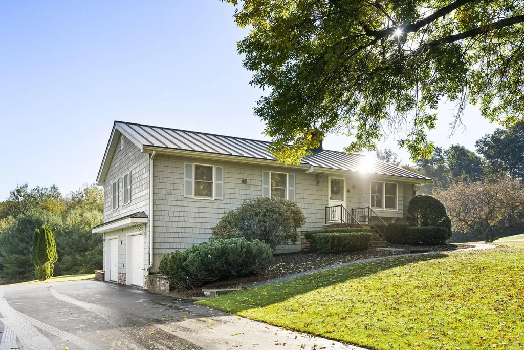 46 Ferry Road Lewiston ME 04240