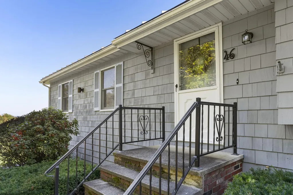 46 Ferry Road Lewiston ME 04240