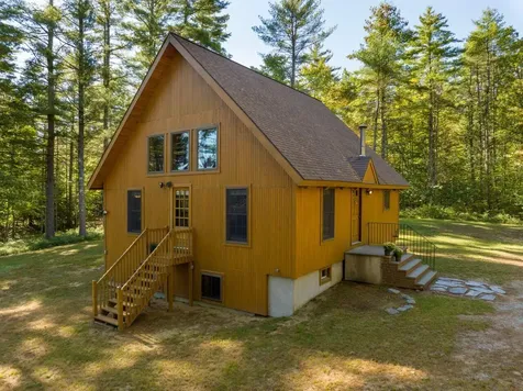 224 Old County Road Oxford ME 04270