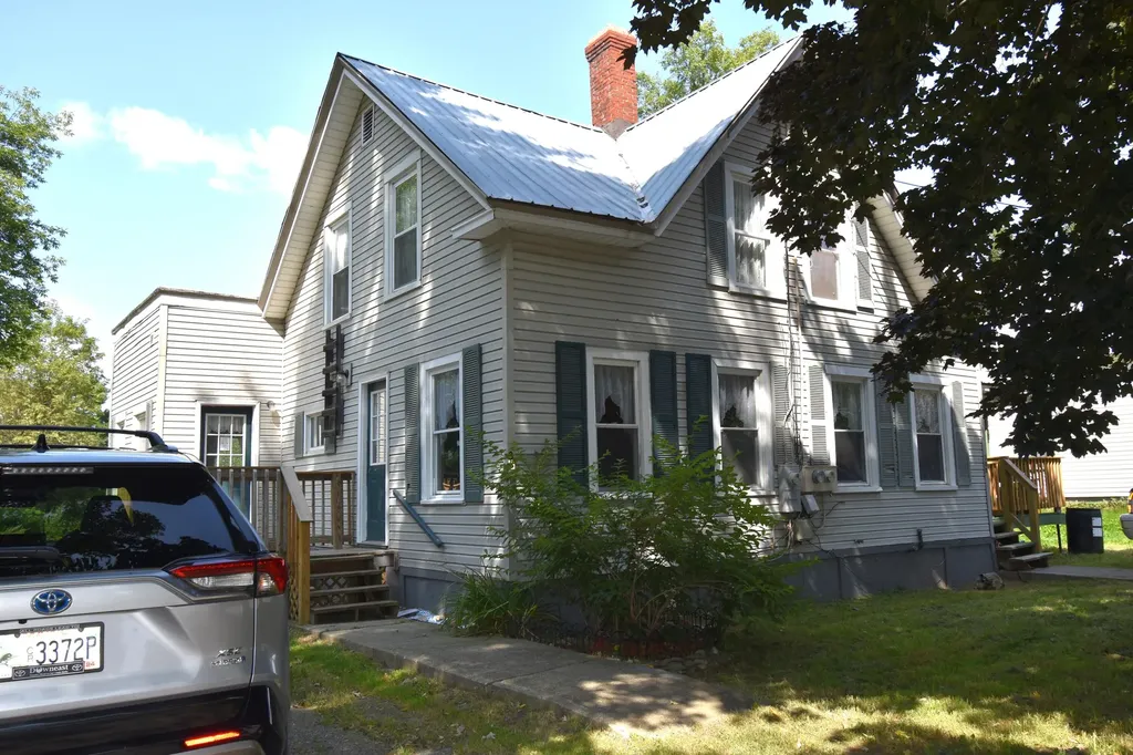 38 Academy Street Hartland ME 04943