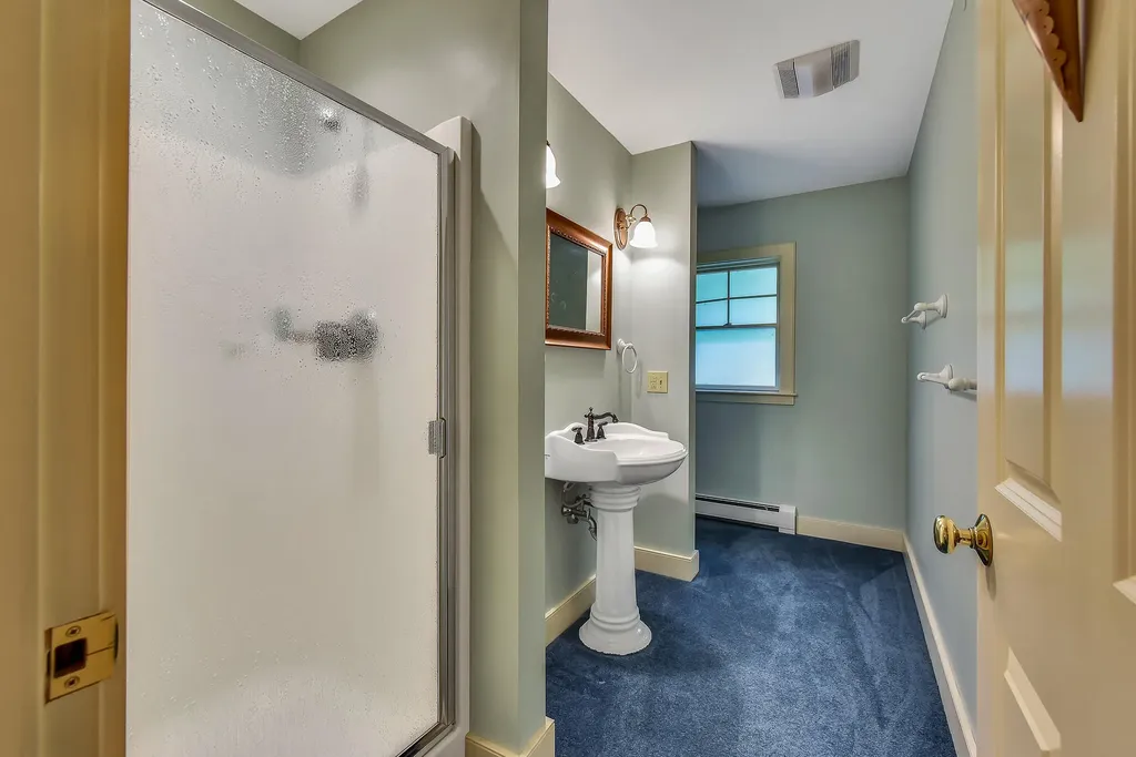40 W Chops Point Road Bath ME 04530