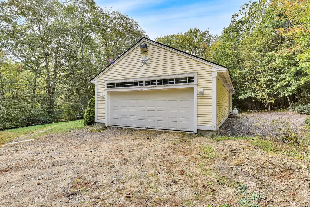 40 W Chops Point Road Bath ME 04530