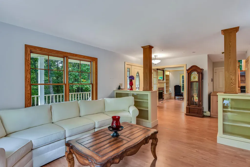 40 W Chops Point Road Bath ME 04530