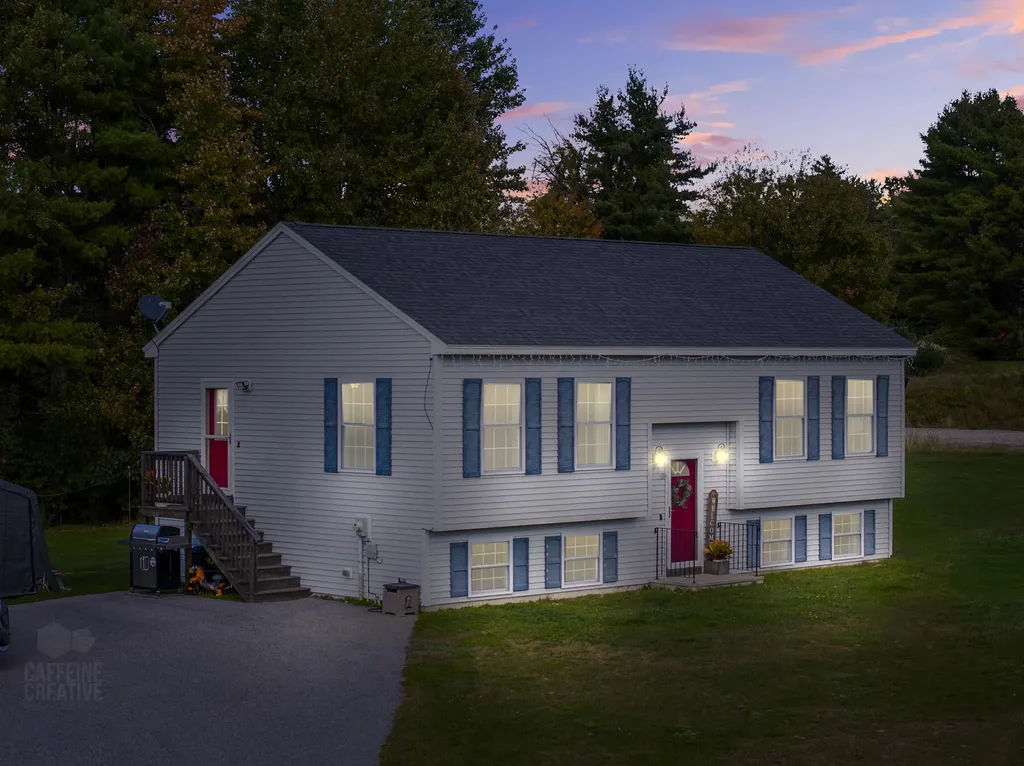 231 Ossipee Trail W Standish ME 04084