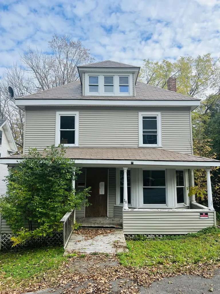 28 James Street Bangor ME 04401