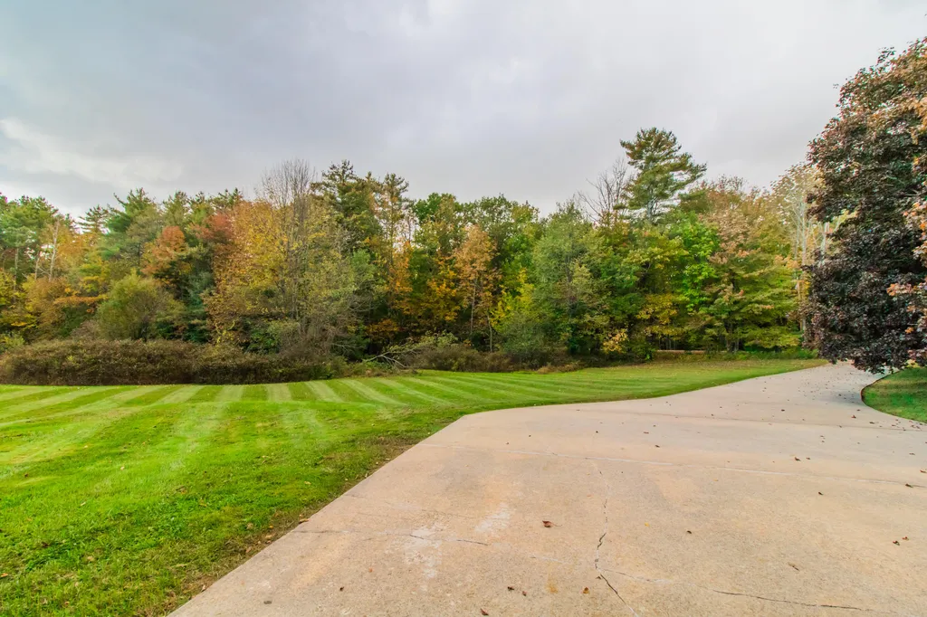 563 Fletcher Road Auburn ME 04210