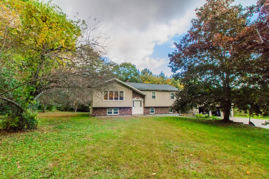 563 Fletcher Road Auburn ME 04210