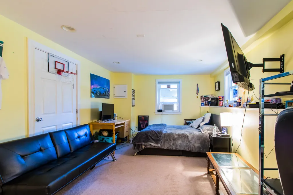 563 Fletcher Road Auburn ME 04210