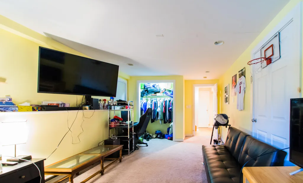 563 Fletcher Road Auburn ME 04210