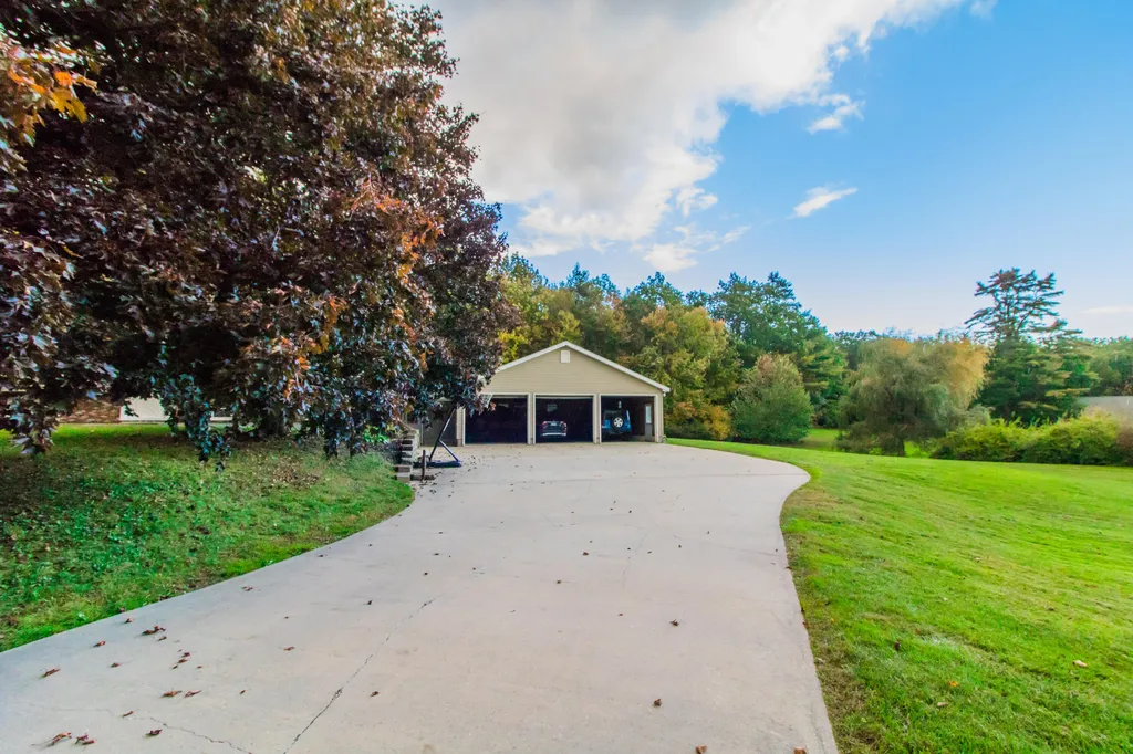 563 Fletcher Road Auburn ME 04210