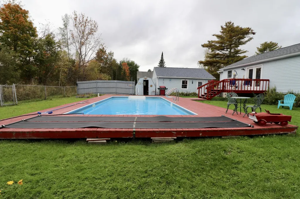 39 Birchwood Avenue Bangor ME 04401