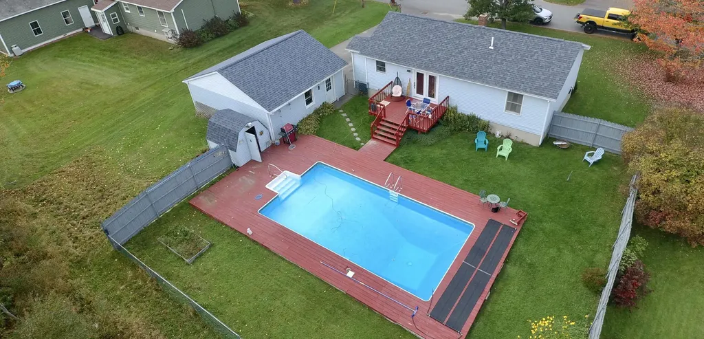 39 Birchwood Avenue Bangor ME 04401