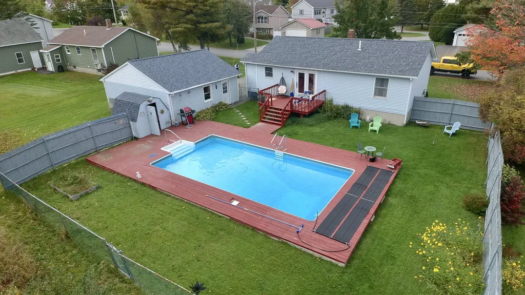 39 Birchwood Avenue Bangor ME 04401