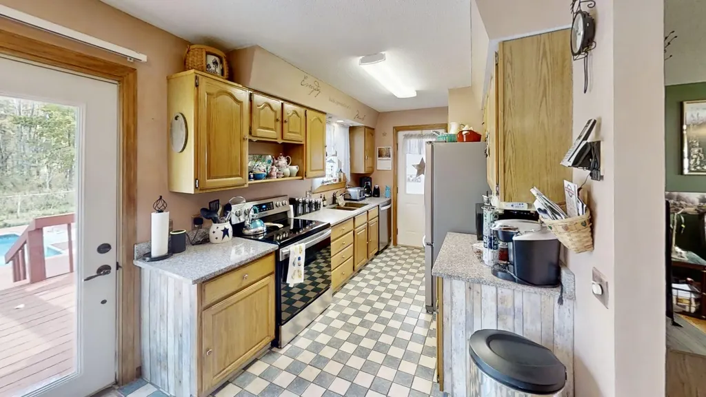 39 Birchwood Avenue Bangor ME 04401