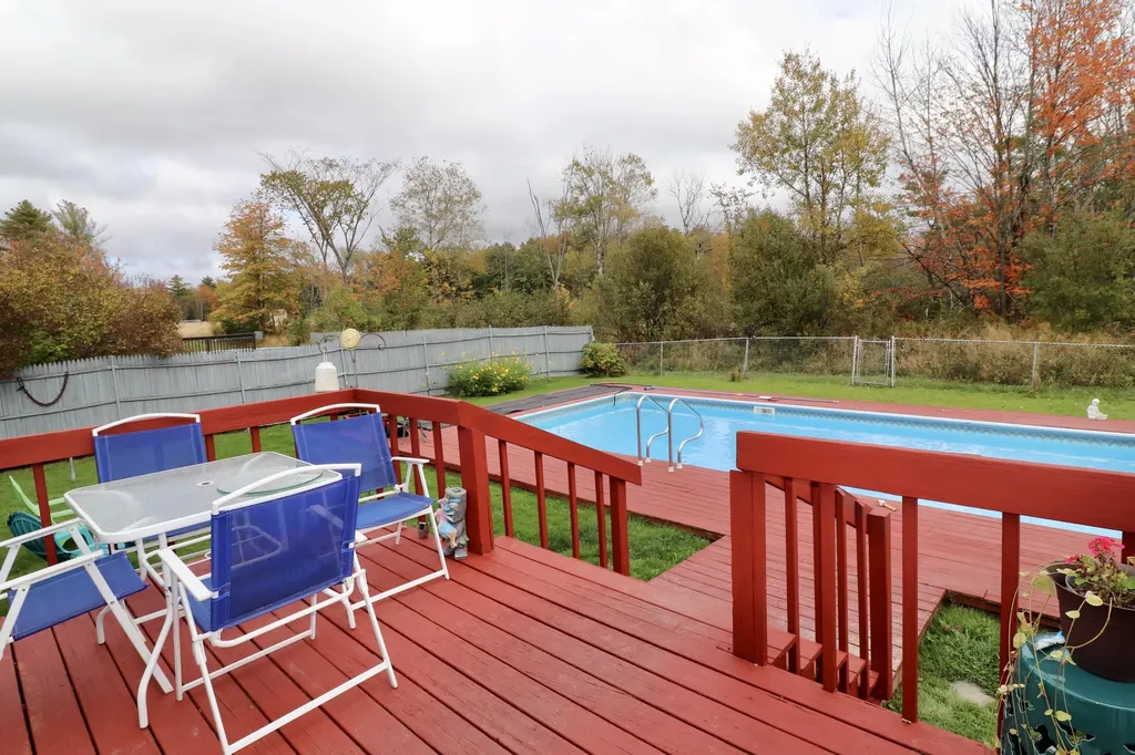 39 Birchwood Avenue Bangor ME 04401