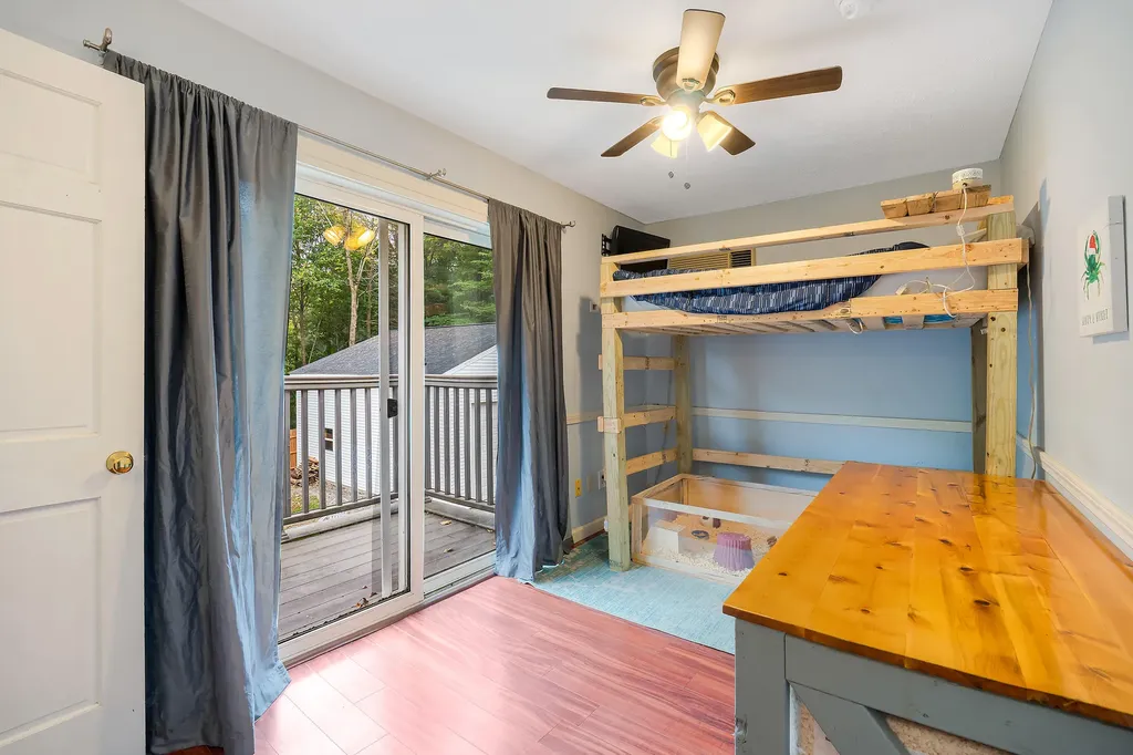 44 Hilltop Avenue Lewiston ME 04240