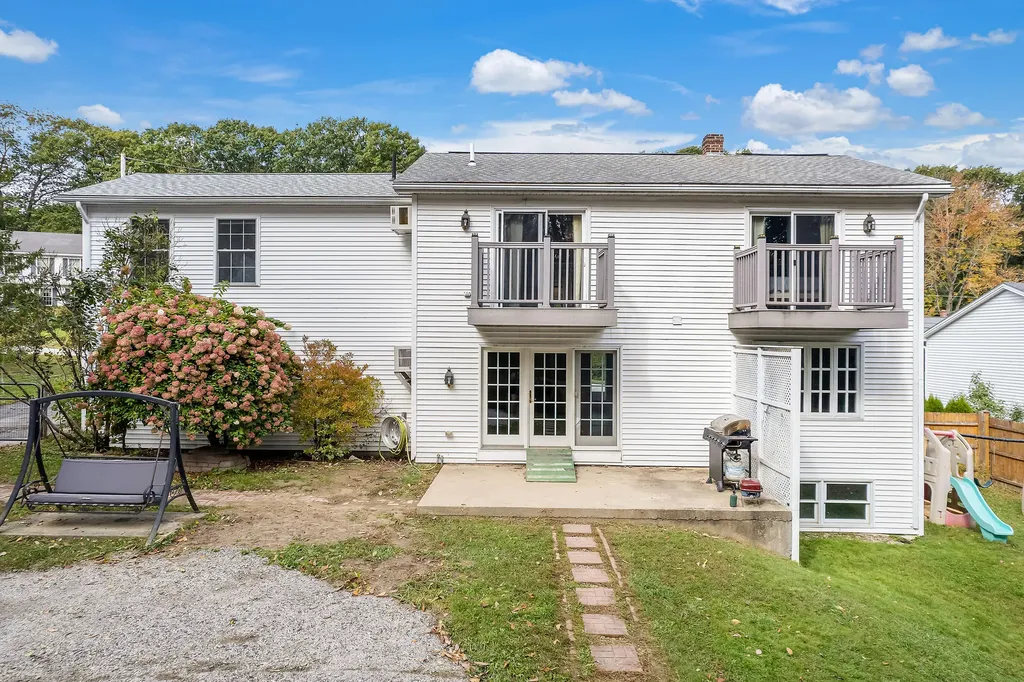 44 Hilltop Avenue Lewiston ME 04240