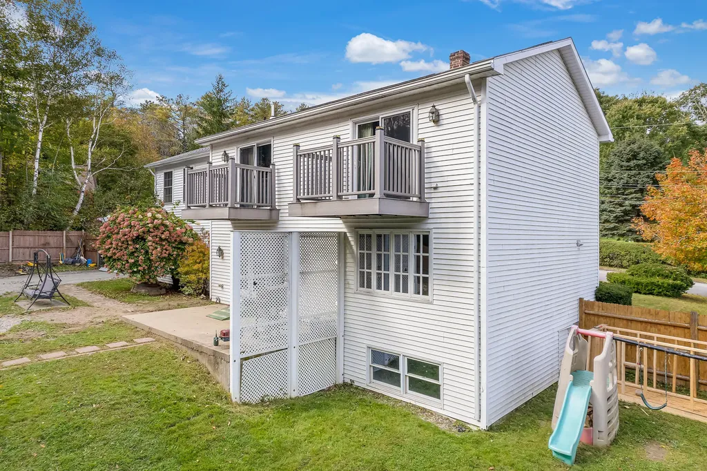 44 Hilltop Avenue Lewiston ME 04240