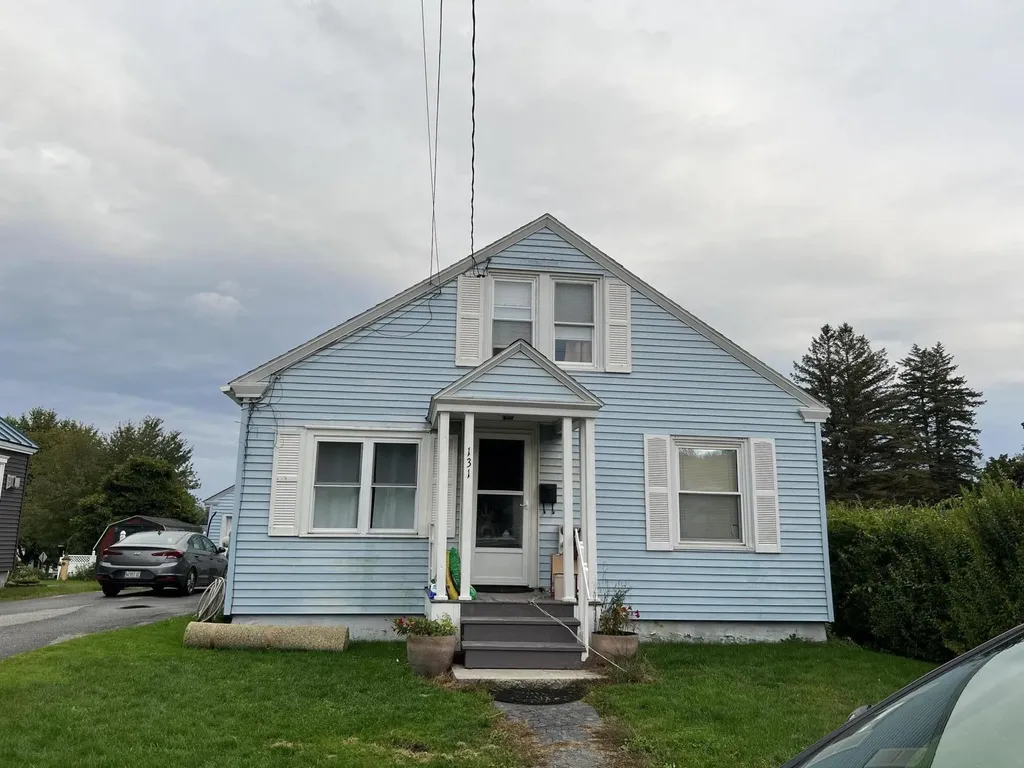 131 Carver Street Waterville ME 04901