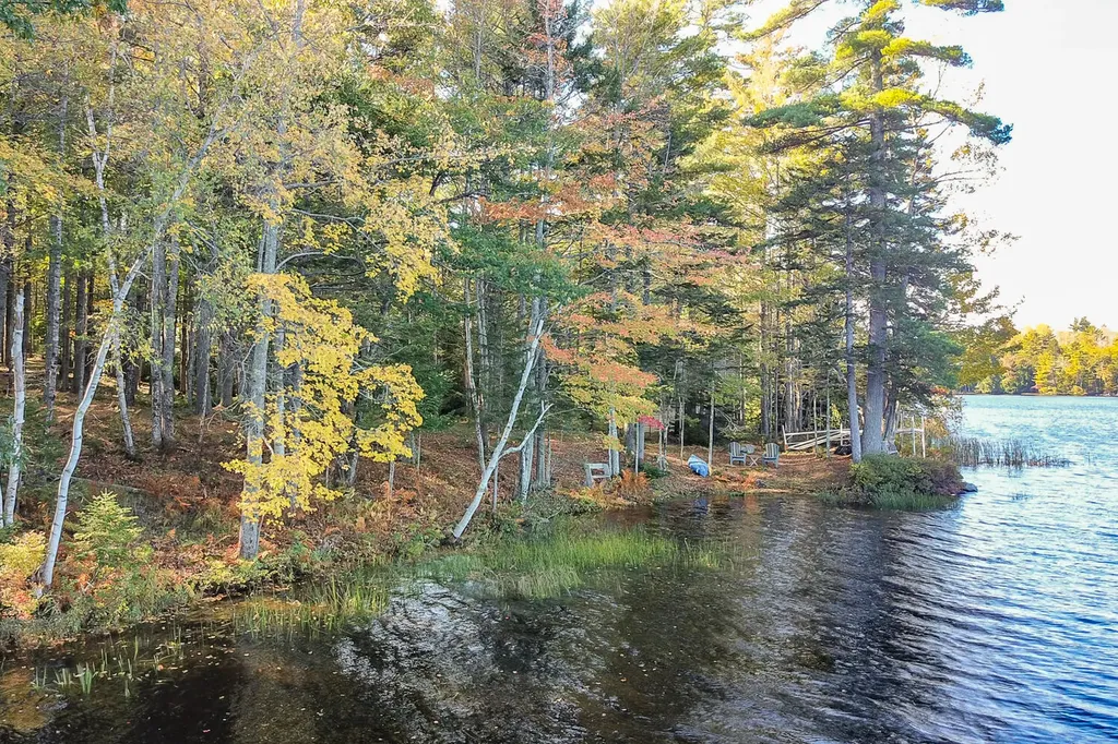 29 Kincade Drive Lincolnville ME 04849