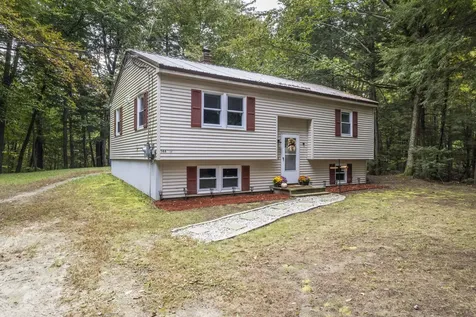 146 Highland Road Standish ME 04084
