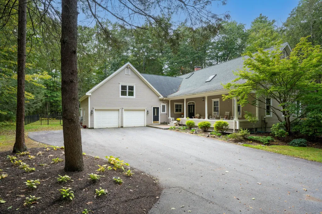 1 Candlewick Way Falmouth ME 04105