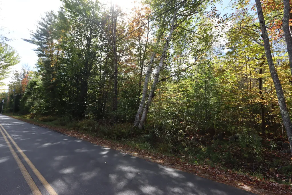 75 Warren Road Monmouth ME 04259