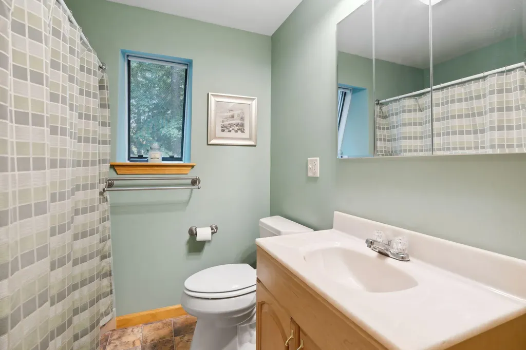 71 Grant Road Litchfield ME 04350