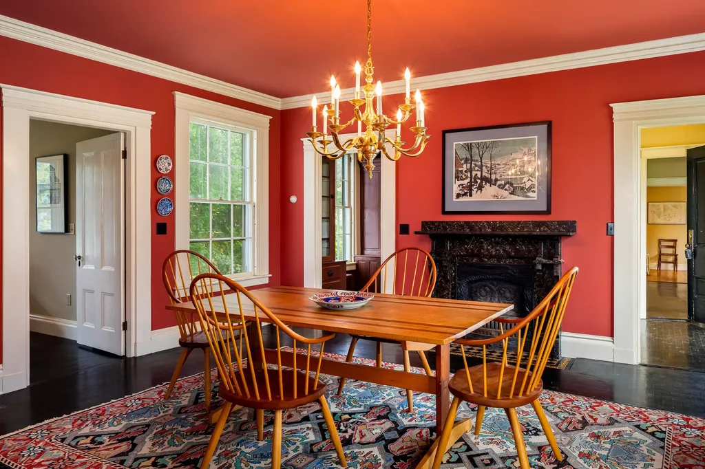 399 Main Street Thomaston ME 04861