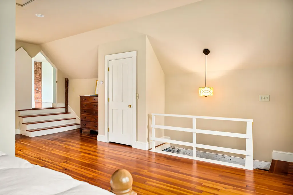 399 Main Street Thomaston ME 04861